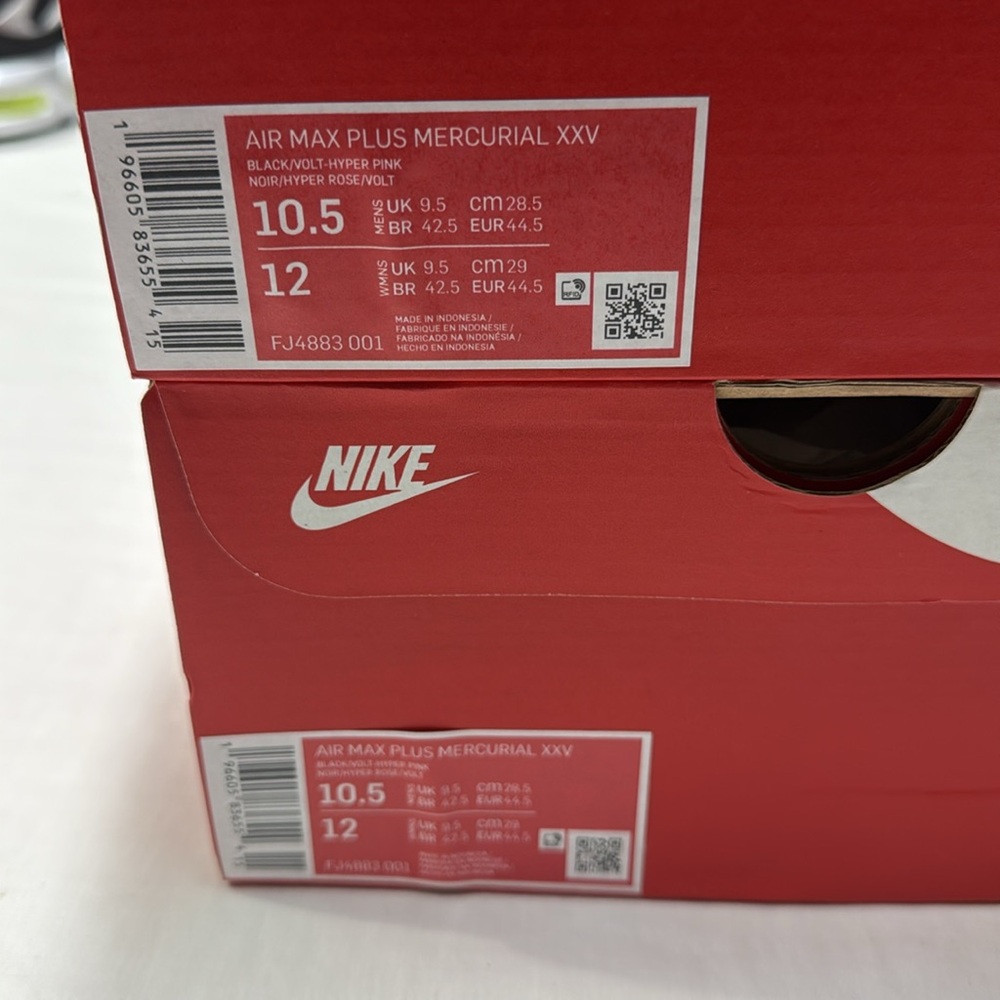 NEW Nike Air Max Plus Mercurial Mens Low Tuned Air Casual Shoes FJ4883-001 - Picture 11 of 16